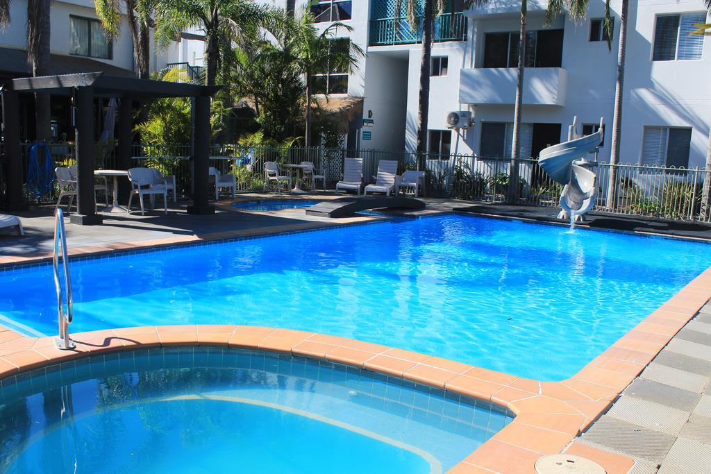 Oceanside Hawks Nest Hotell Eksteriør bilde
